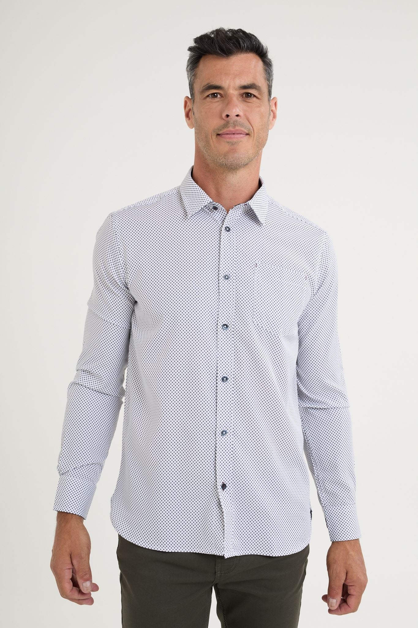 Chemise extensible à manches longues