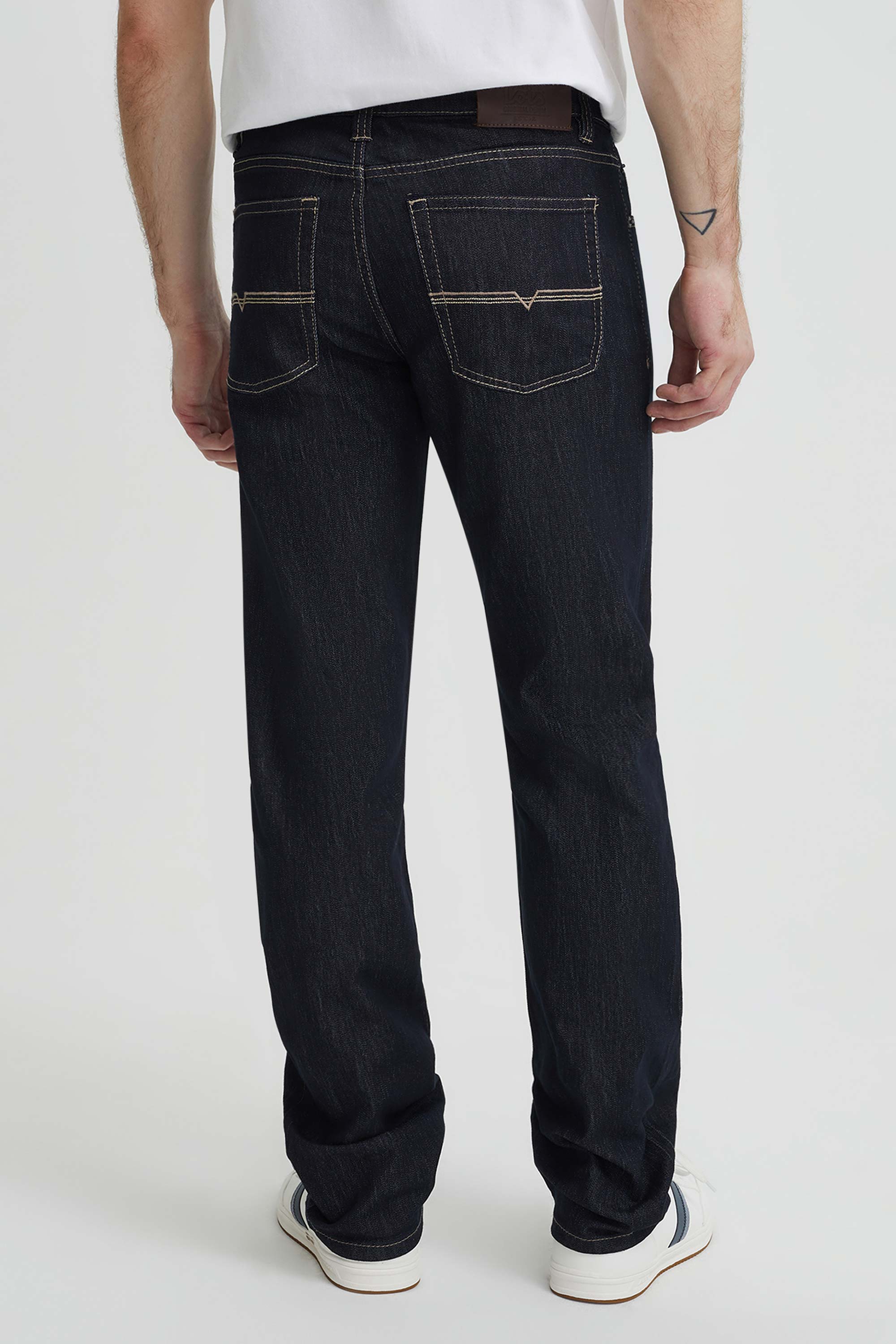 Brad-L jeans with embroidered back pockets