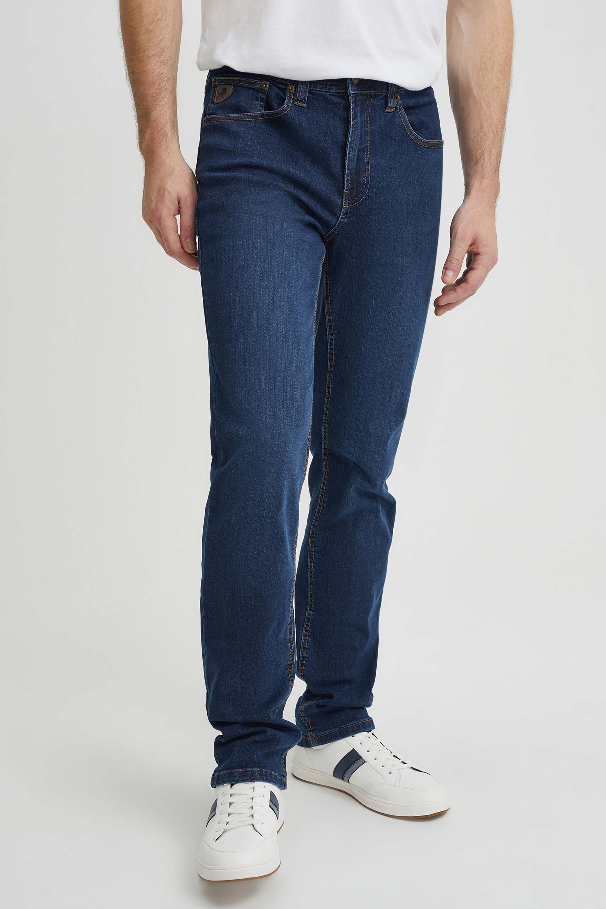 Brad Slim Indigo Jeans Straight Cut