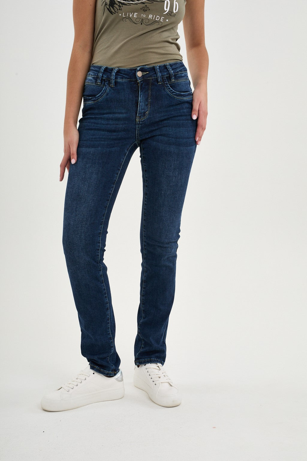 Jeans Georgia taille moyenne-haute