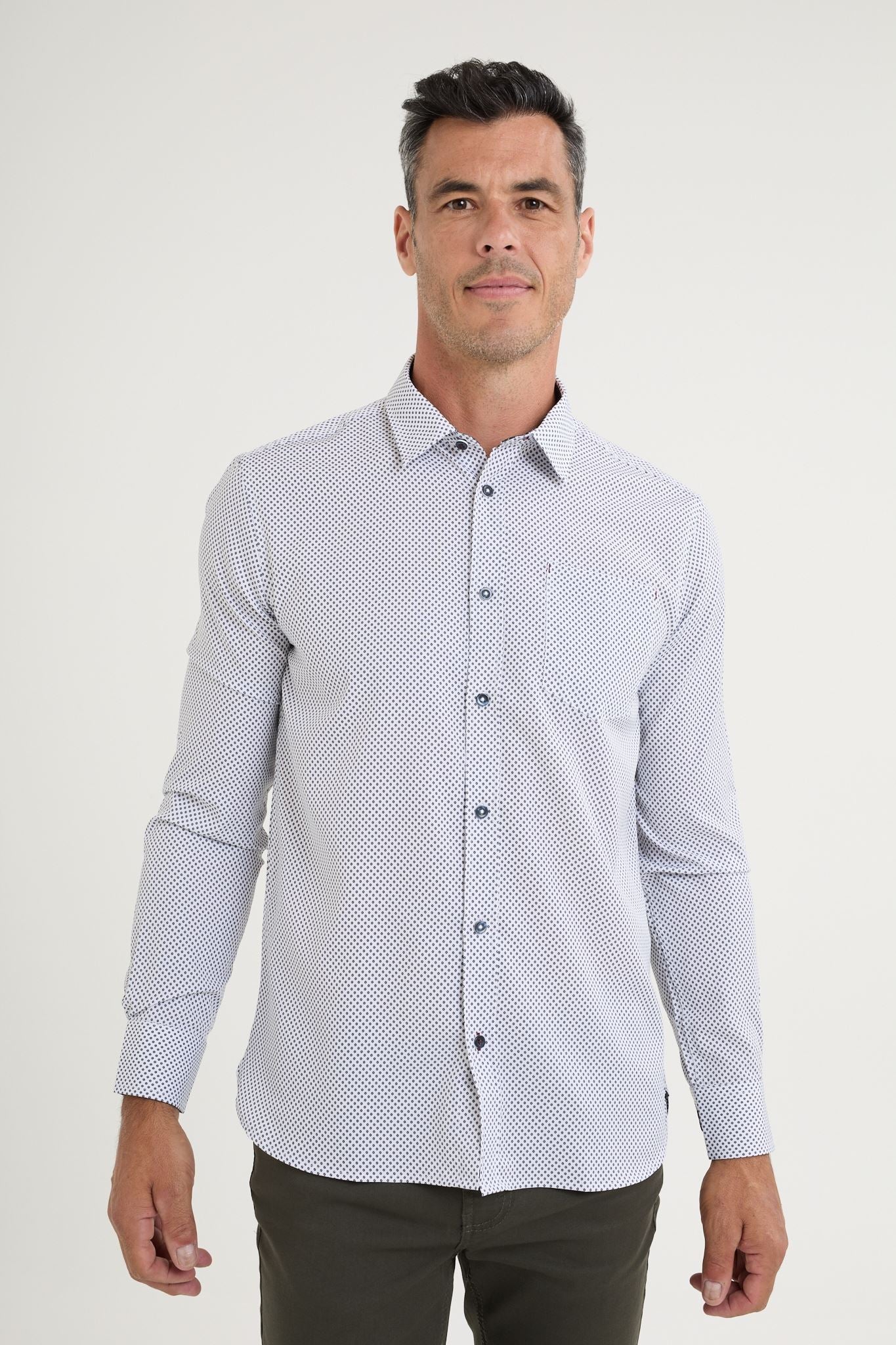 Chemise extensible à manches longues