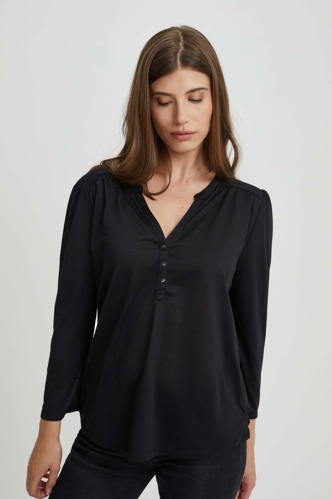 Plain V-neck blouse