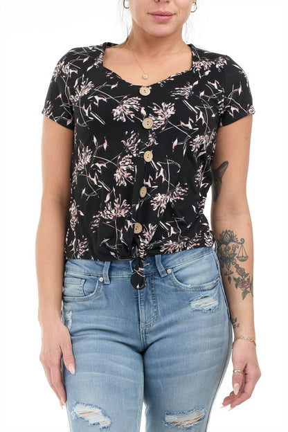 Printed blouse tied at the front