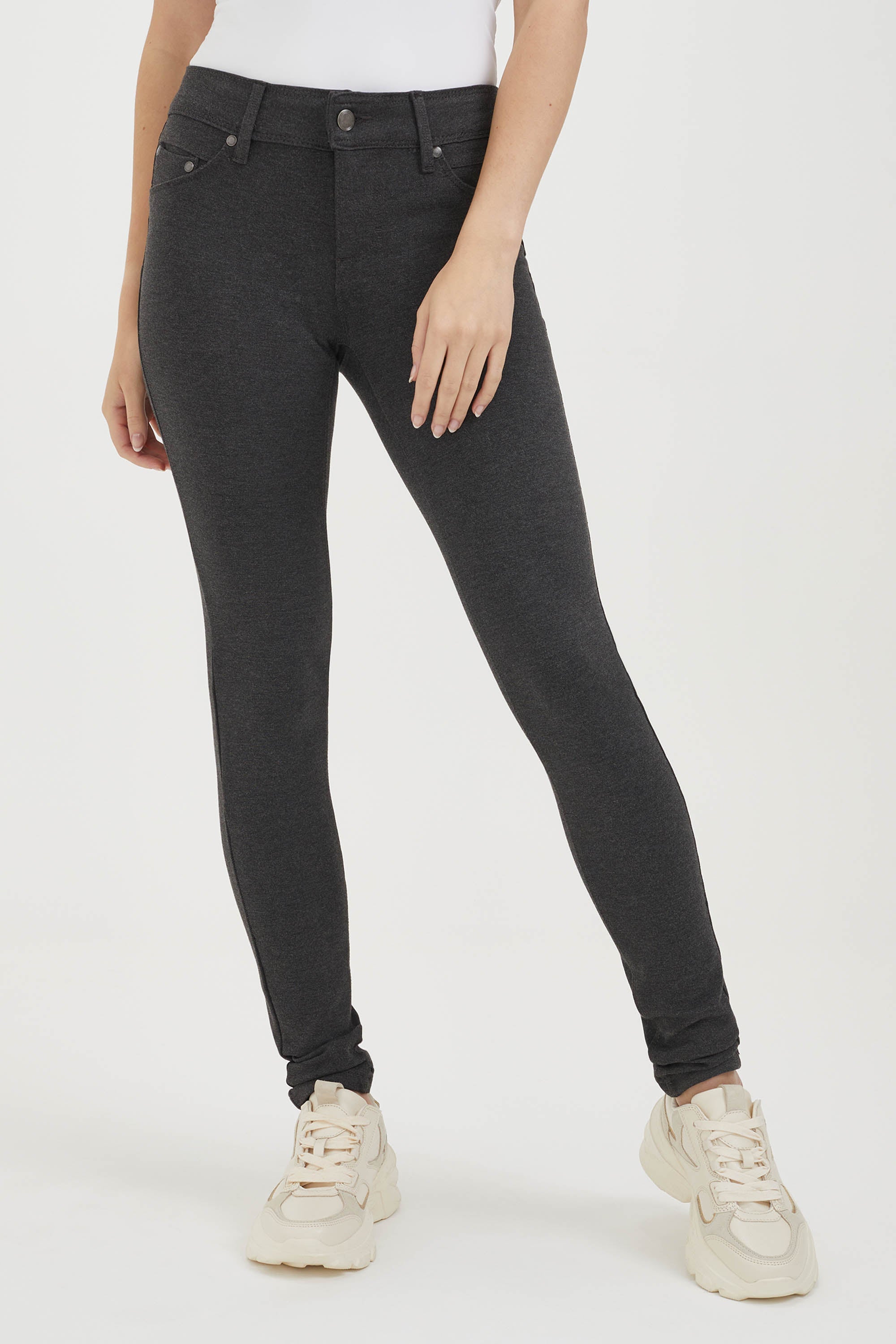 Pantalon skinny dans le PDR