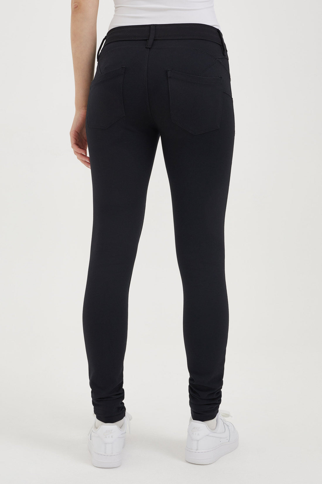 Pantalon skinny dans le PDR