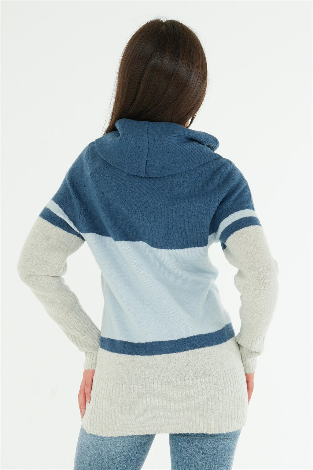 Blue color block sweater best sale