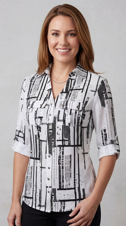 Fitted blouse with pockets