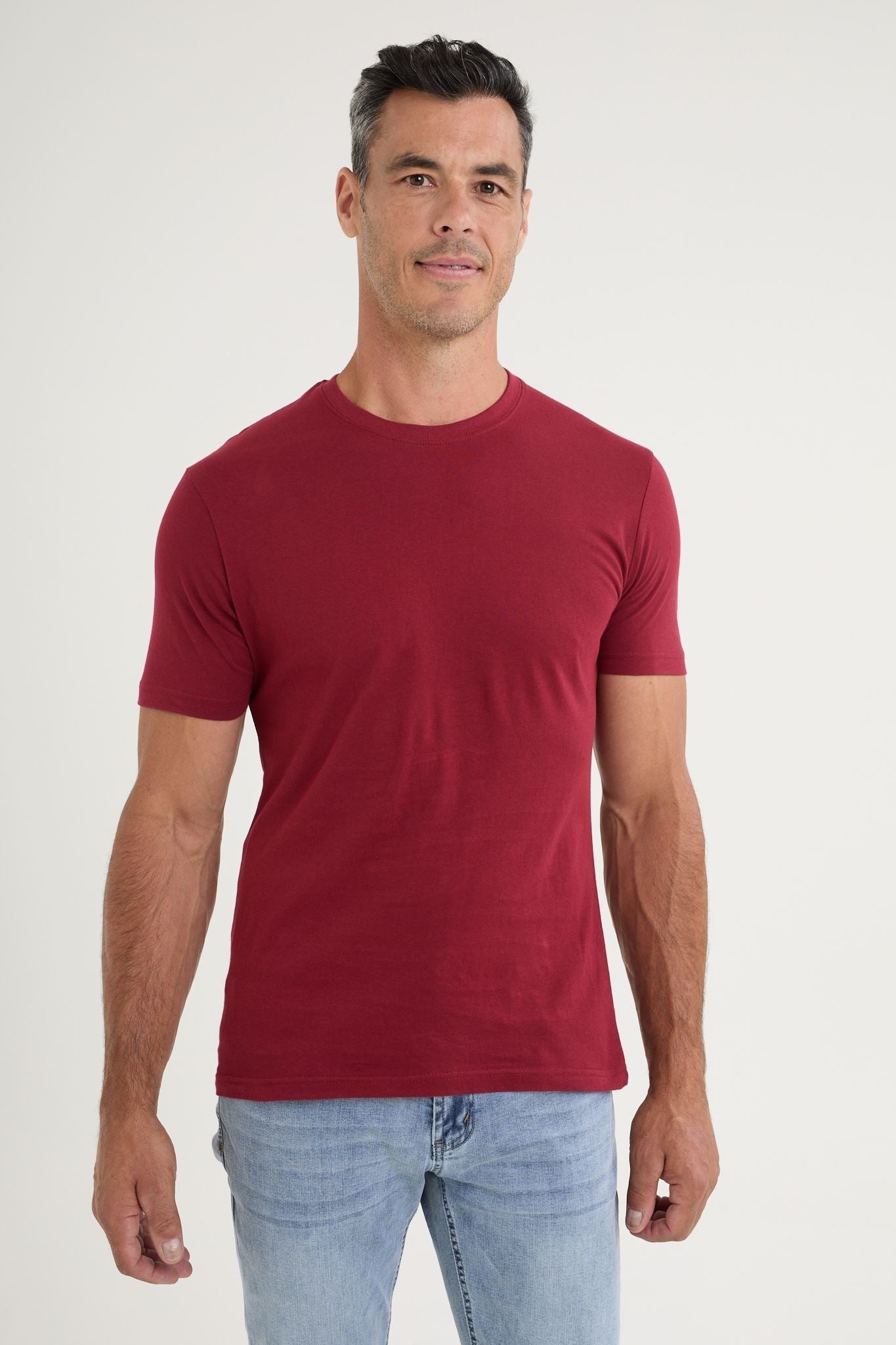 Plain round neck T-shirt