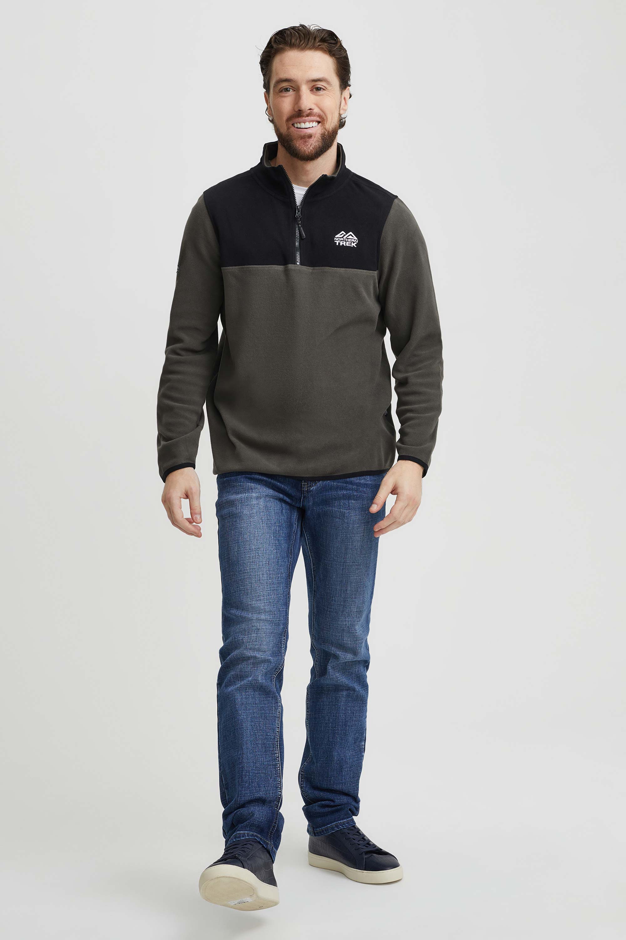 Micro polar collar sweater