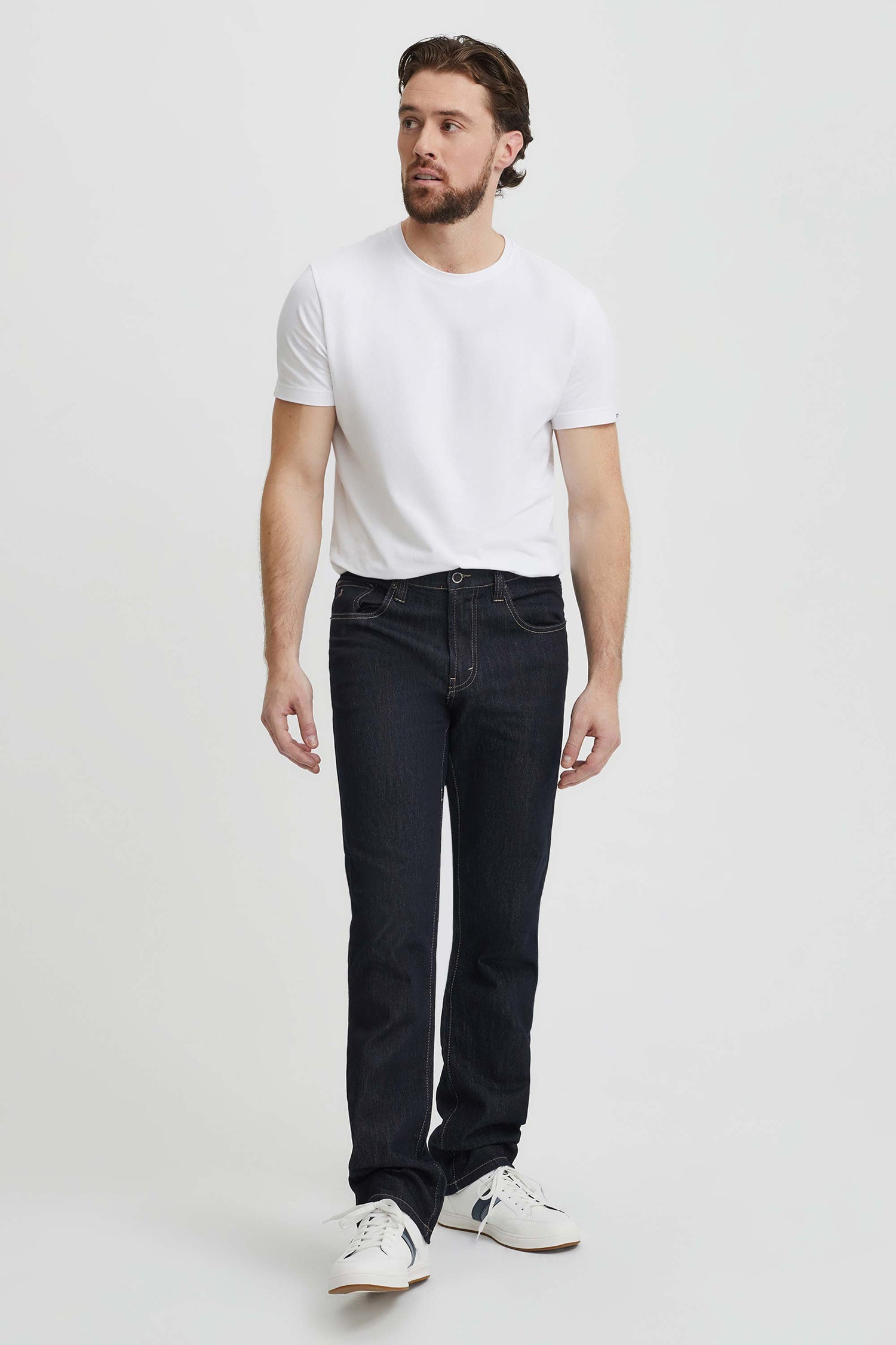 Brad-L jeans with embroidered back pockets