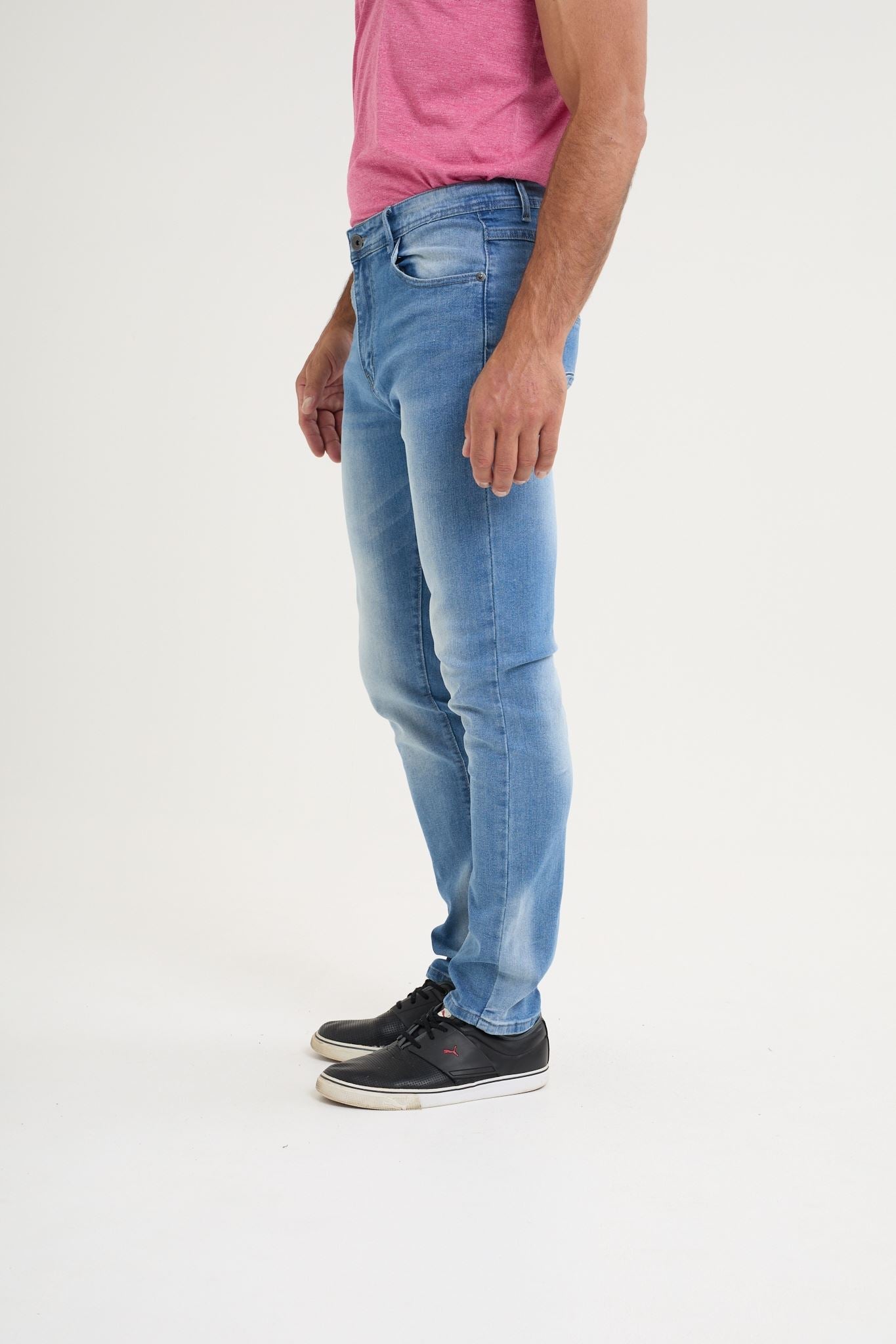 Slim leg jeans